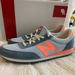New Balance 4 Blue Stripes Pink Trim 